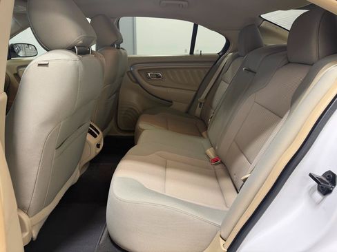 Used 2016 Ford Taurus SEL FWD image 21