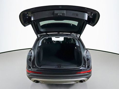 Used 2022 Lincoln Corsair Standard w/ Premium Package image 17