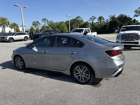 Used 2022 Kia Forte GT-Line w/ GT-Line Premium Package FWD image 5