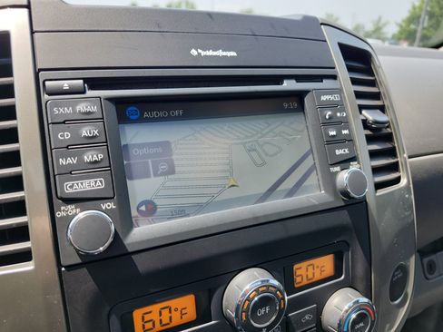 Used 2019 Nissan Frontier SL RWD image 18