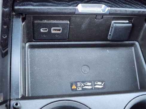 Certified 2022 GMC Yukon Denali image 20