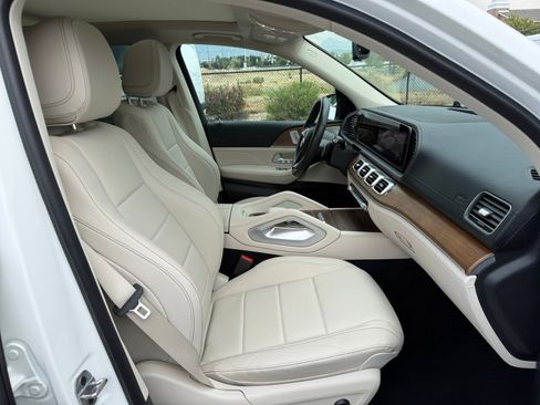 Used 2024 Mercedes-Benz GLE 350 4MATIC image 19