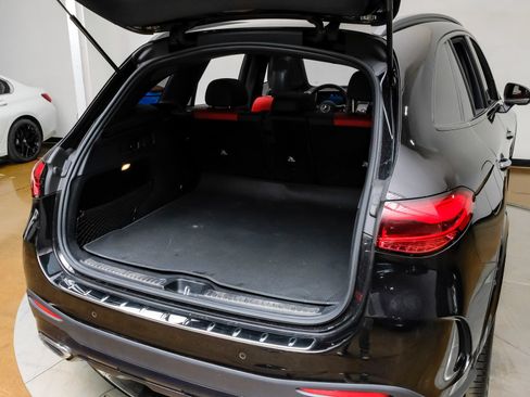 Used 2024 Mercedes-Benz GLC 300 image 54