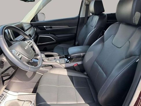 Used 2022 Kia Telluride EX FWD image 25