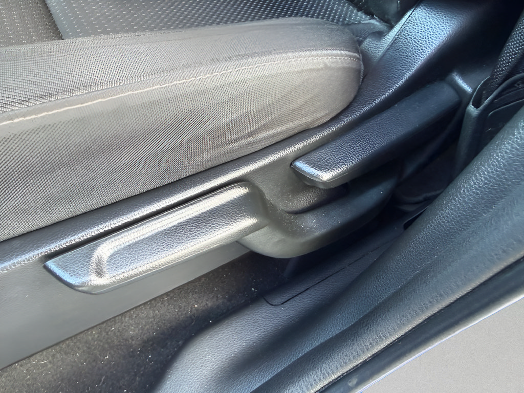 Used 2019 Honda HR-V Sport image 10