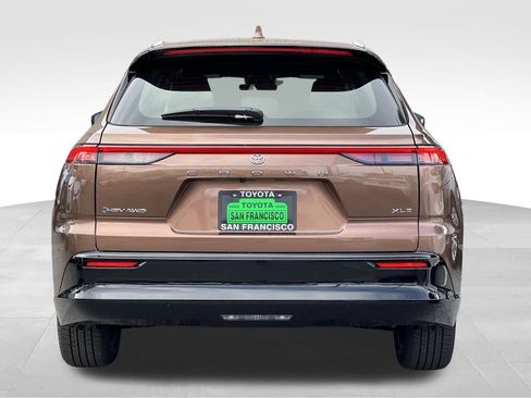 New 2026 Toyota Crown Signia image 4