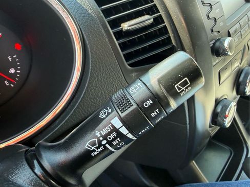 Used 2013 Kia Sorento LX AWD/4WD image 27