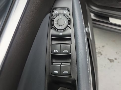 Used 2023 Buick Enclave Essence w/ Experience Buick Package AWD/4WD image 21