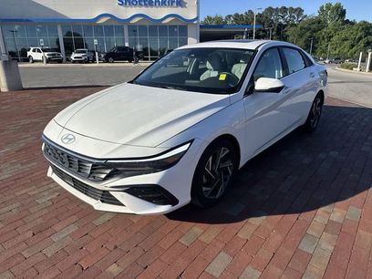 Used 2024 Hyundai Elantra Limited