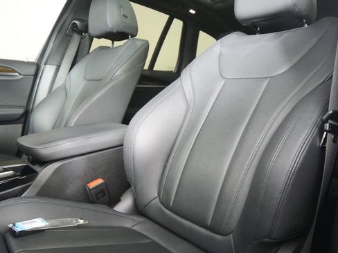 Used 2019 BMW X3 sDrive30i image 10