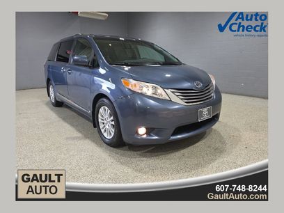Used 2017 Toyota Sienna XLE
