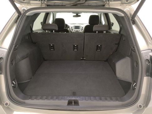 Used 2019 Chevrolet Equinox LT image 29