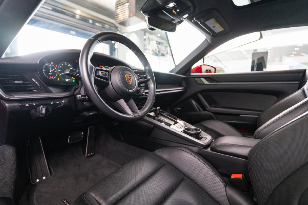 Certified 2022 Porsche 911 Carrera RWD image 4