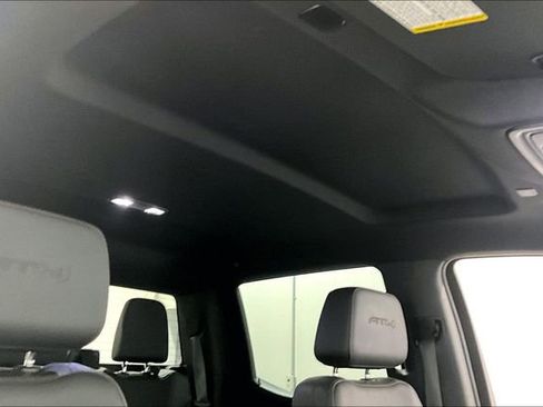 Used 2021 GMC Sierra 1500 AT4 image 29