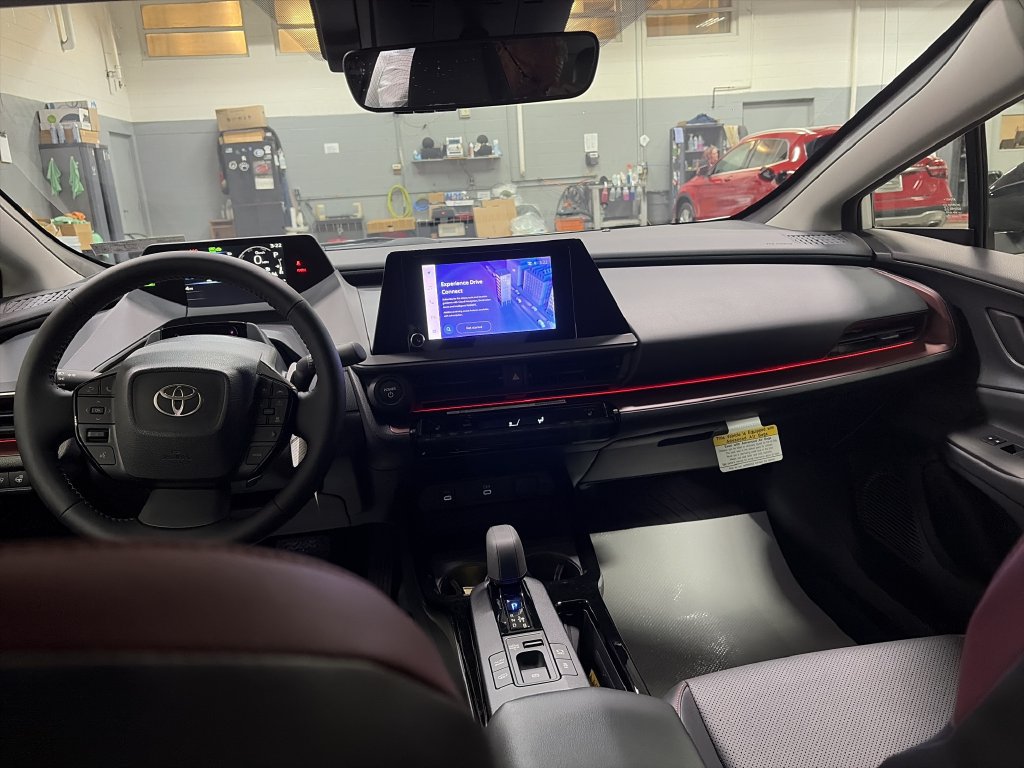 New 2026 Toyota Prius Plug-In Hybrid FWD image 26