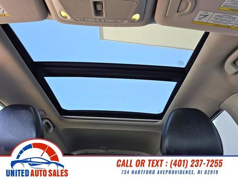 Used 2015 Nissan Rogue SL w/ SL Premium Package image 18