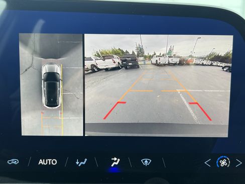 New 2025 Chevrolet Blazer EV LT image 13