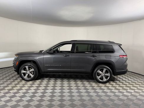 Used 2021 Jeep Grand Cherokee L Limited RWD image 9