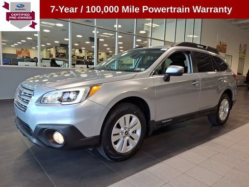 Used 2017 Subaru Outback 2.5i Premium AWD/4WD image 3