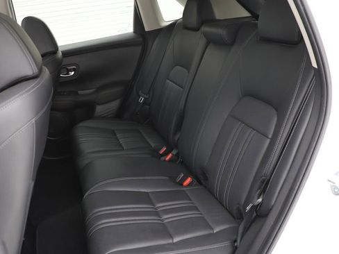 Used 2023 Honda HR-V EX-L image 11