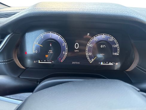 Used 2024 Jeep Grand Cherokee Limited image 13