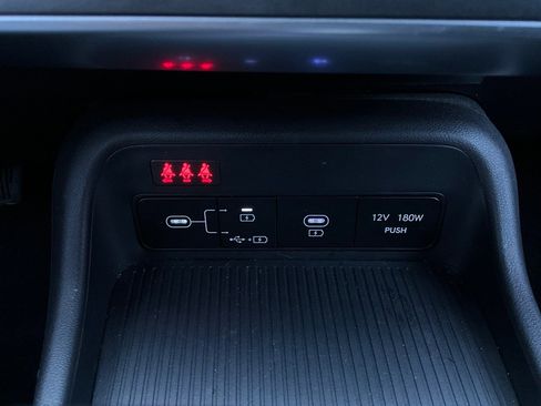 Used 2025 Hyundai Kona SEL image 26