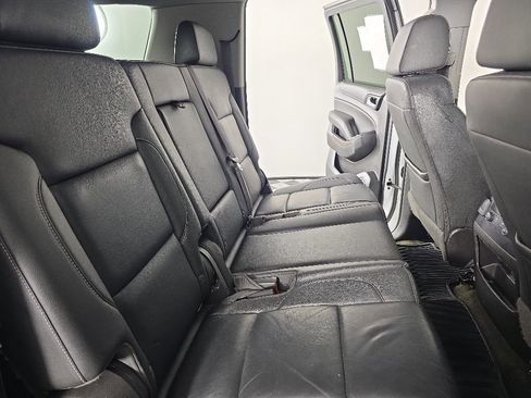 Used 2017 Chevrolet Suburban LT AWD/4WD image 38