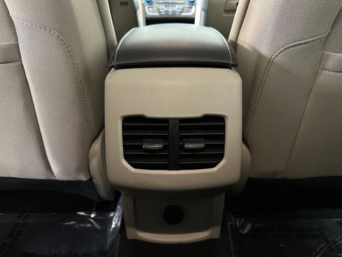 Certified 2019 Ford Fusion SE image 10