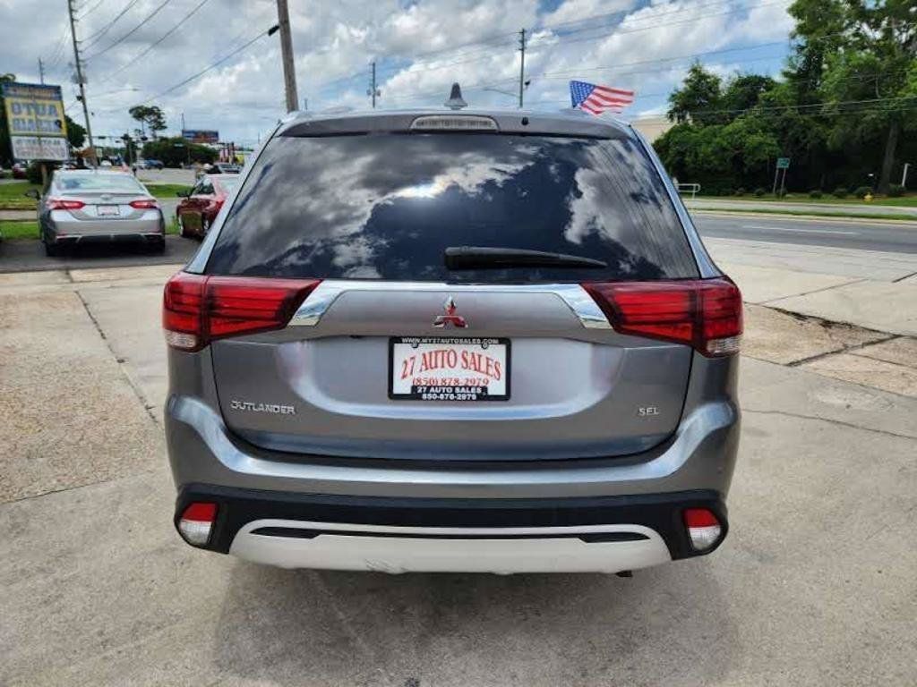 Used 2020 Mitsubishi Outlander SE AWD/4WD image 6