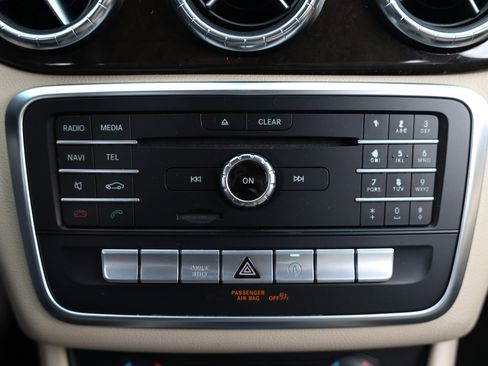Used 2019 Mercedes-Benz CLA 250 image 36