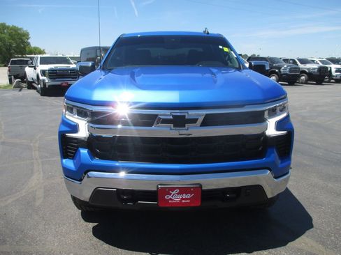 Used 2025 Chevrolet Silverado 1500 LT w/ Z71 Off-Road Package AWD/4WD image 15