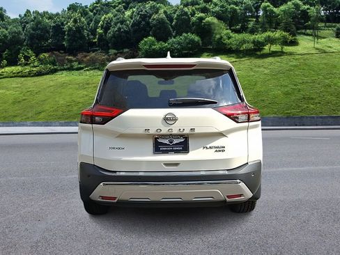 Used 2023 Nissan Rogue Platinum w/ Platinum Premium Package image 7