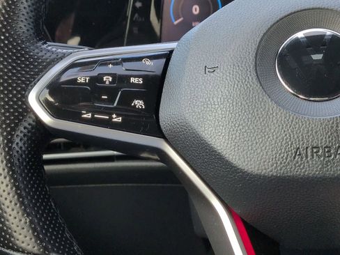 Used 2022 Volkswagen GTI S image 24