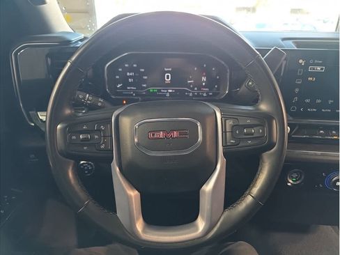 Used 2024 GMC Sierra 1500 SLT image 23