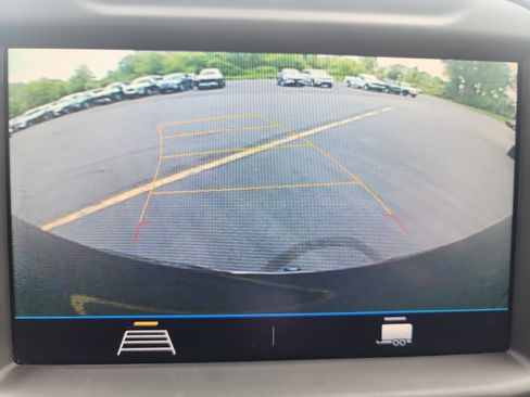 Used 2022 Chevrolet Silverado 1500 LT image 43