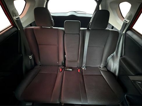 Used 2017 Toyota RAV4 LE FWD image 13
