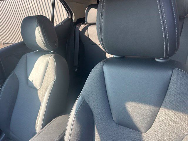 Used 2025 Buick Encore GX Preferred FWD image 29