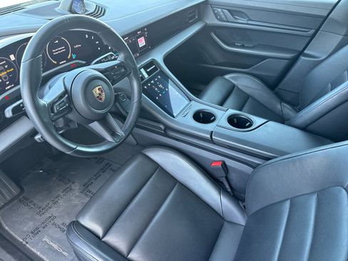 Certified 2024 Porsche Taycan image 4