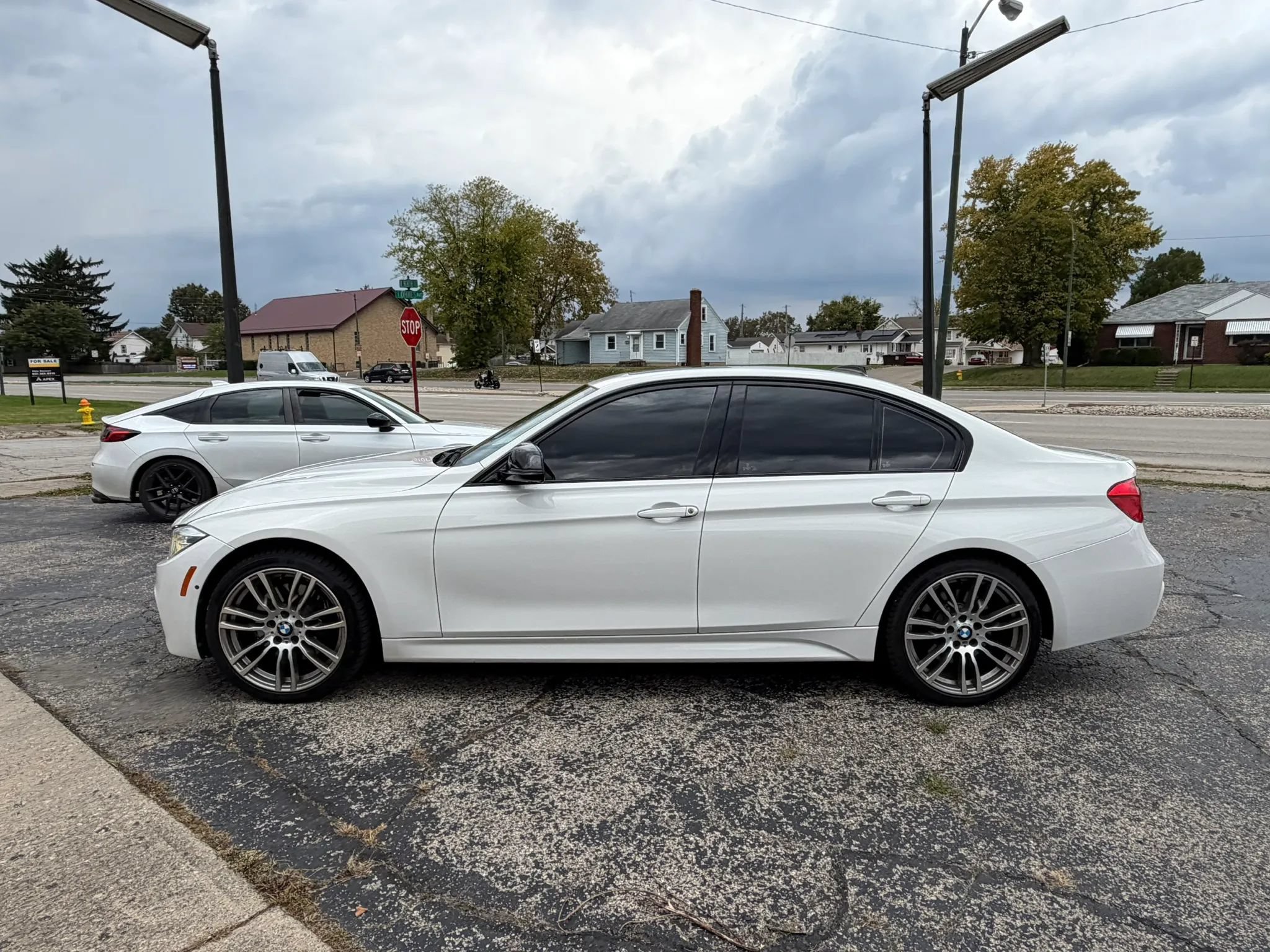 Used 2017 BMW 340i xDrive Sedan AWD/4WD image 5