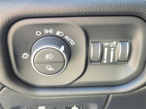 New 2025 RAM 1500 Big Horn image 29