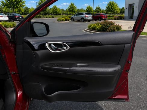Used 2019 Nissan Sentra SV FWD image 21