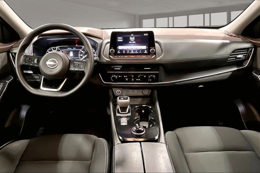 Used 2023 Nissan Rogue S AWD/4WD image 8