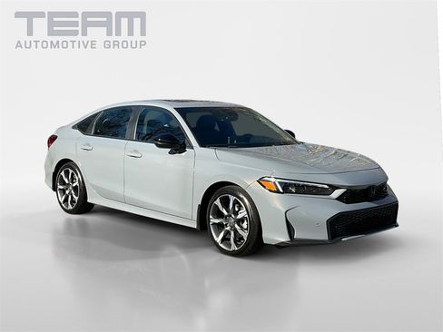 Used 2025 Honda Civic Sport Touring image 1