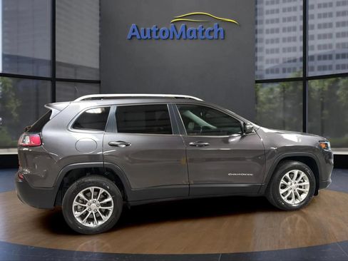 Used 2021 Jeep Cherokee Latitude Lux FWD image 12