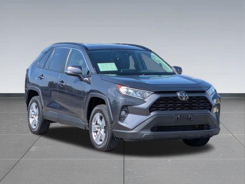 Used 2020 Toyota RAV4 XLE w/ All Weather Liner Package AWD/4WD image 7
