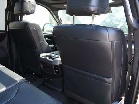Used 2023 Toyota Tundra Platinum AWD/4WD image 28