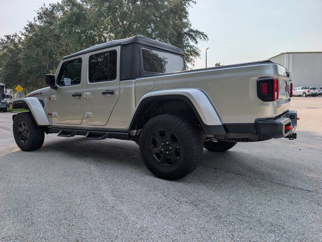 Used 2022 Jeep Gladiator Mojave AWD/4WD image 6