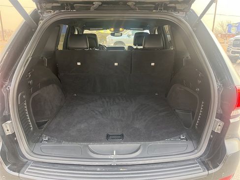 Used 2020 Jeep Grand Cherokee Altitude image 15