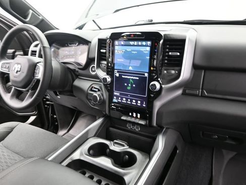 Used 2025 RAM 1500 Big Horn RWD image 30