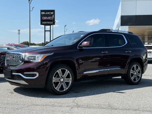 Used 2018 GMC Acadia Denali w/ Technology Package AWD/4WD image 9